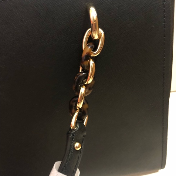 Sold - Picture 3 of 7